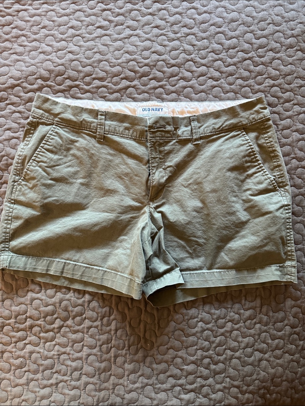 Old Navy Women's Olive Chino Bermuda Shorts